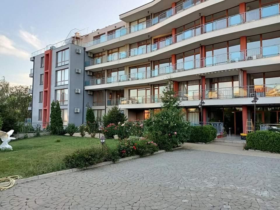 Апартаменты Sun Wave Exclusive Свети-Влас Экстерьер фото